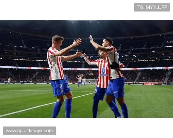 西蒙尼逼抢战术再显神威,球队防守反击打出精彩篇章