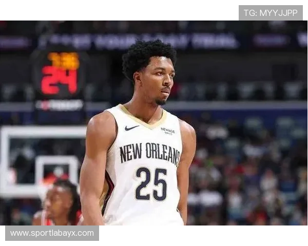 鹈鹕墨菲三分命中率飙升，成球队关键得分点