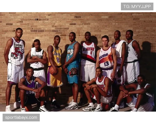 皮克时代落幕：回顾传奇球星对球队的卓越贡献与深远影响